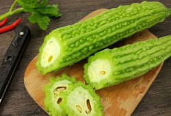 娱乐圈吃瓜的模板是什么,XX明星深夜密会神秘女子，背后真相令人震惊！